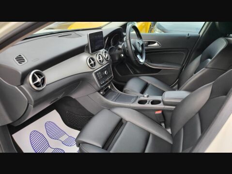 Mercedes-Benz GLA GLA 220 D 4MATIC SPORT PREMIUM 24