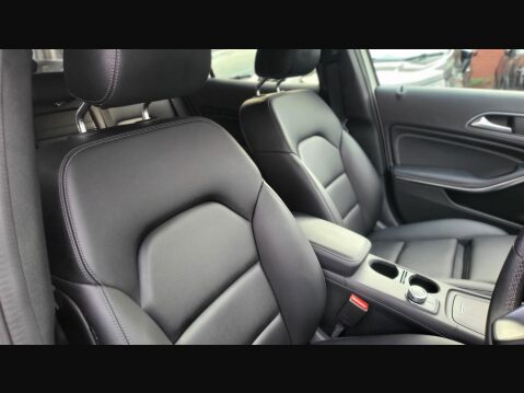 Mercedes-Benz GLA GLA 220 D 4MATIC SPORT PREMIUM 12