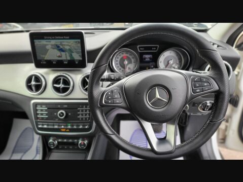 Mercedes-Benz GLA GLA 220 D 4MATIC SPORT PREMIUM 22