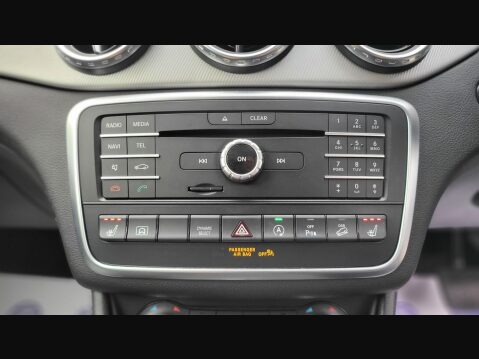 Mercedes-Benz GLA GLA 220 D 4MATIC SPORT PREMIUM 32