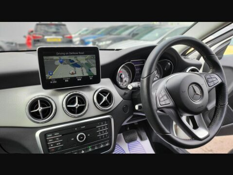 Mercedes-Benz GLA GLA 220 D 4MATIC SPORT PREMIUM 19