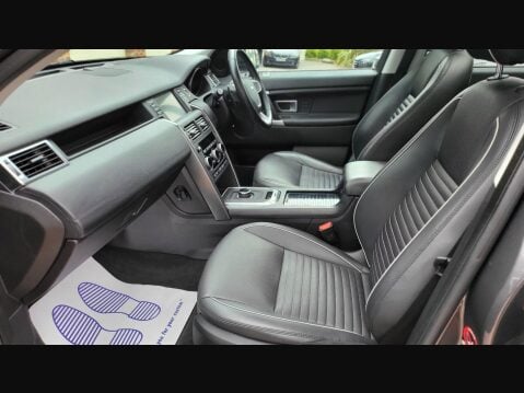 Land Rover Discovery Sport TD4 HSE DYNAMIC LUX 2