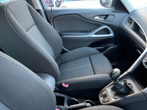 Vauxhall Zafira SRI 16