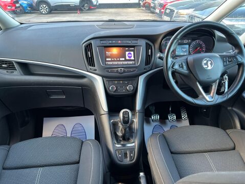 Vauxhall Zafira SRI 10