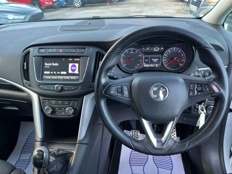 Vauxhall Zafira SRI 12