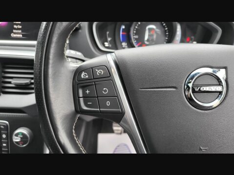 Volvo V40 T3 R-DESIGN PRO 22