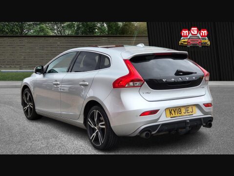 Volvo V40 T3 R-DESIGN PRO 6