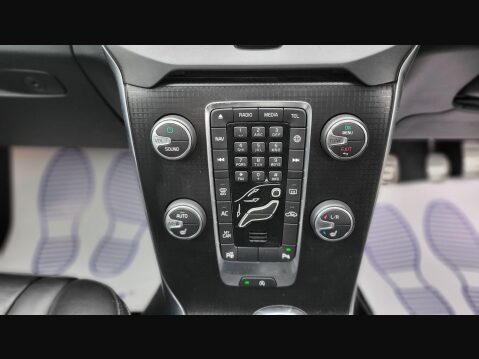 Volvo V40 T3 R-DESIGN PRO 17