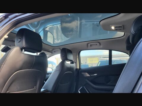 Jaguar I-Pace HSE 44