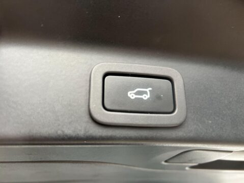 Jaguar F-Pace R-SPORT AWD 20