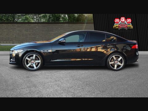 Jaguar XE D R-SPORT AWD 5