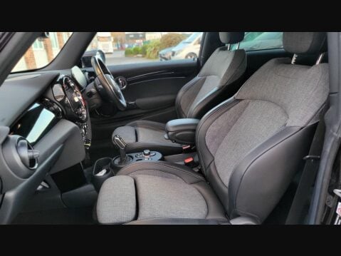 Mini Hatch COOPER S LEVEL 2 29