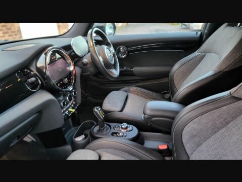 Mini Hatch COOPER S LEVEL 2 28