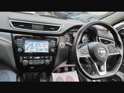 Nissan Qashqai DIG-T TEKNA 14