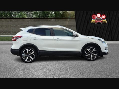 Nissan Qashqai DIG-T TEKNA 8