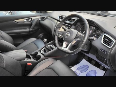 Nissan Qashqai DIG-T TEKNA 2