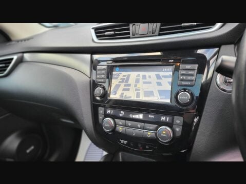 Nissan Qashqai DIG-T TEKNA 29