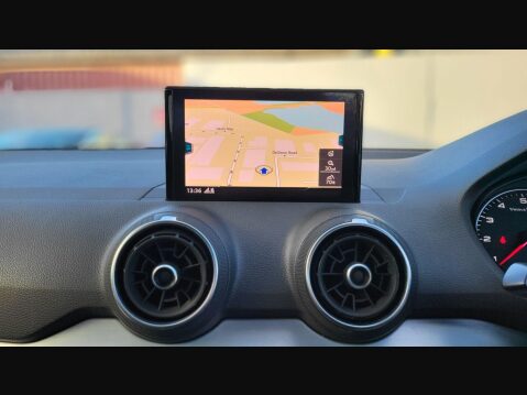 Audi Q2 TFSI S LINE 24