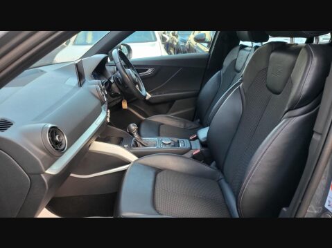 Audi Q2 TFSI S LINE 27