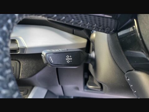 Audi Q2 TFSI S LINE 22