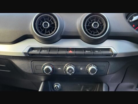 Audi Q2 TFSI S LINE 23