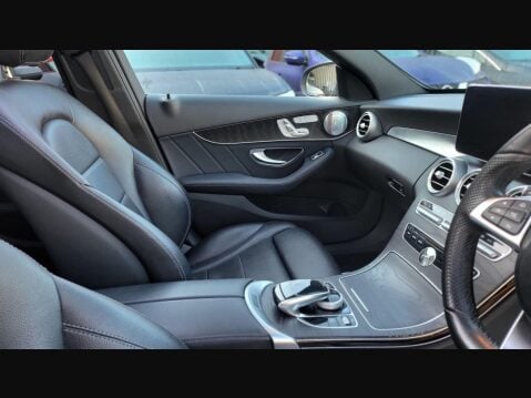 Mercedes-Benz C Class C200 AMG LINE PREMIUM PLUS 41