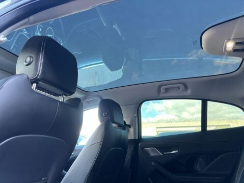 Jaguar I-Pace SE 47