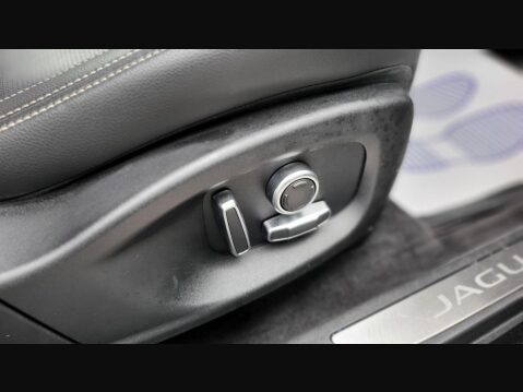 Jaguar I-Pace SE 27