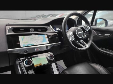 Jaguar I-Pace SE 12