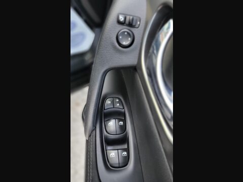 Nissan Qashqai N-CONNECTA DIG-T 19