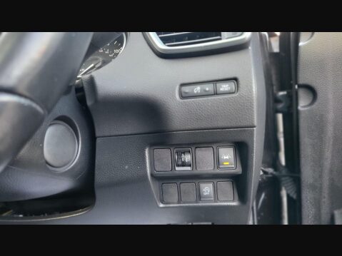 Nissan Qashqai N-CONNECTA DIG-T 18