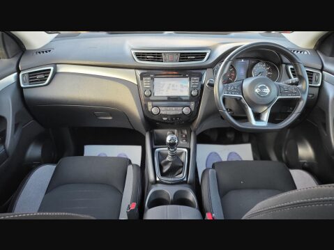 Nissan Qashqai N-CONNECTA DIG-T 11