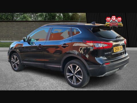 Nissan Qashqai N-CONNECTA DIG-T 6