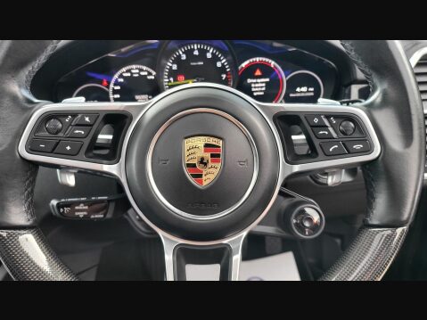 Porsche Cayenne V6 38