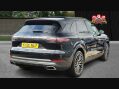 Porsche Cayenne V6 11
