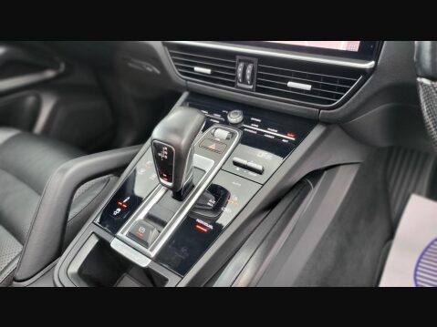 Porsche Cayenne V6 18