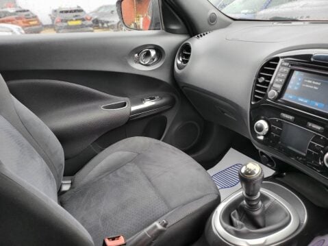 Nissan Juke N-CONNECTA DIG-T 11