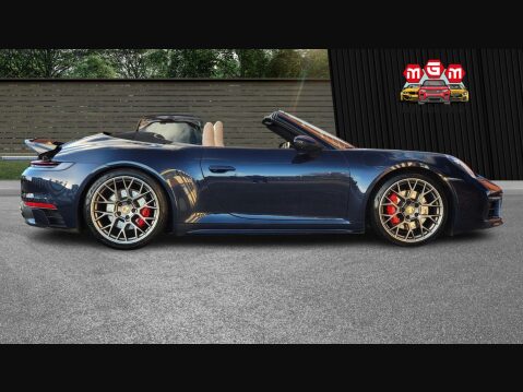 Porsche 911 CARRERA 4S 15