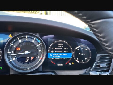 Porsche 911 CARRERA 4S 42