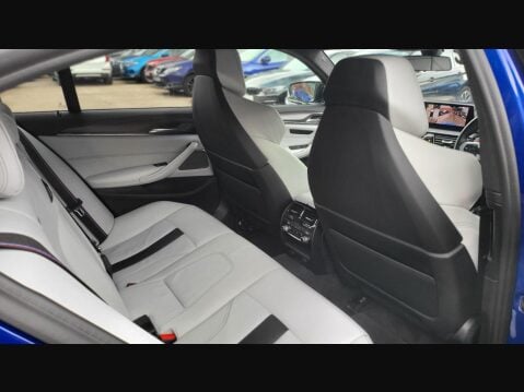 BMW M5 M5 COMPETITION 27
