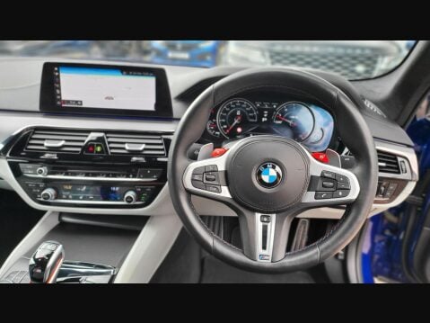 BMW M5 M5 COMPETITION 35