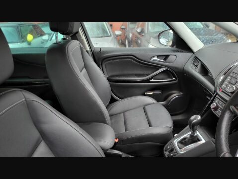 Vauxhall Zafira SRI CDTI 14