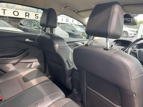 Ford Focus TITANIUM X 17