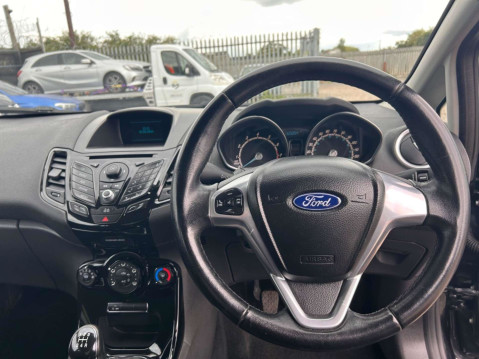 Ford Fiesta ZETEC 14