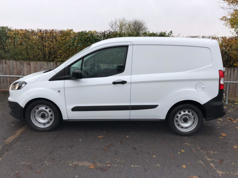 Ford Transit Courier BASE TDCI 5