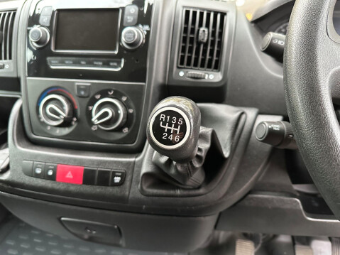 Peugeot Boxer BLUEHDI 333 L1H1 PROFESSIONAL W/V 28