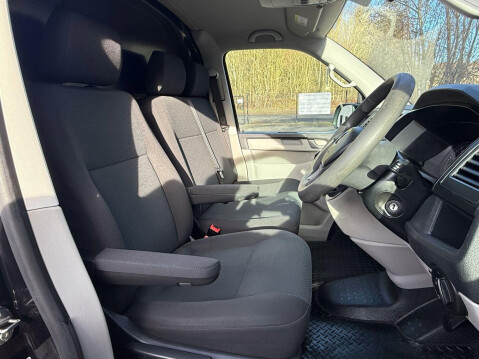 Volkswagen Transporter T28 TDI P/V TRENDLINE BMT 18