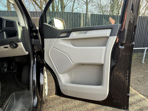 Volkswagen Transporter T28 TDI P/V TRENDLINE BMT 19