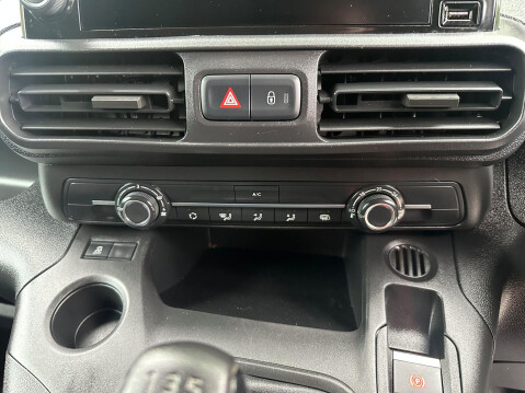 Peugeot Partner BLUEHDI PROFESSIONAL L1 25