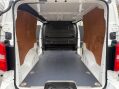 Vauxhall Vivaro L2H1 2900 SPORTIVE S/S 30